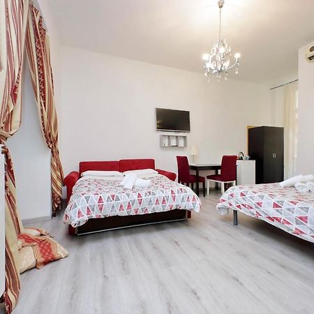 Lucky Holiday Rooms Roma Exterior foto
